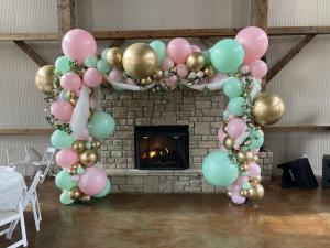 Square Garland Arch